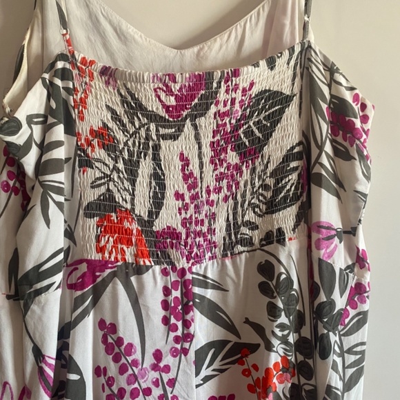 Old Navy Floral Dress - Picture 3 of 8